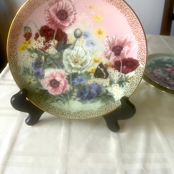 Poppy Pastorale” by Lena Liu 1991 Symphony of Shimmering Beauty - Picture 1 of 5